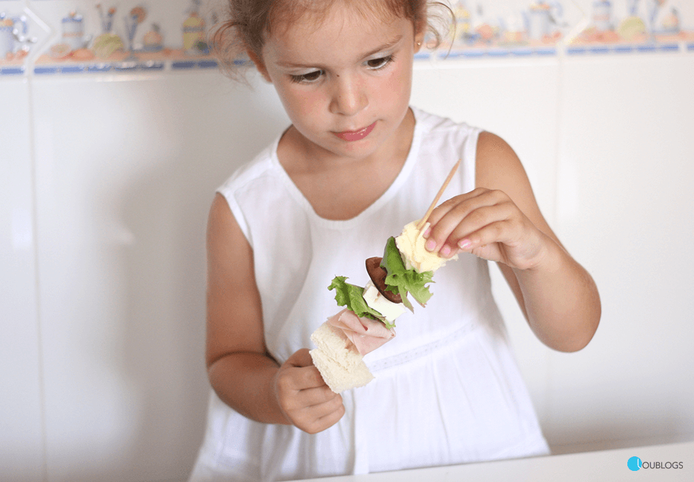 Brochetas de sandwich para niños